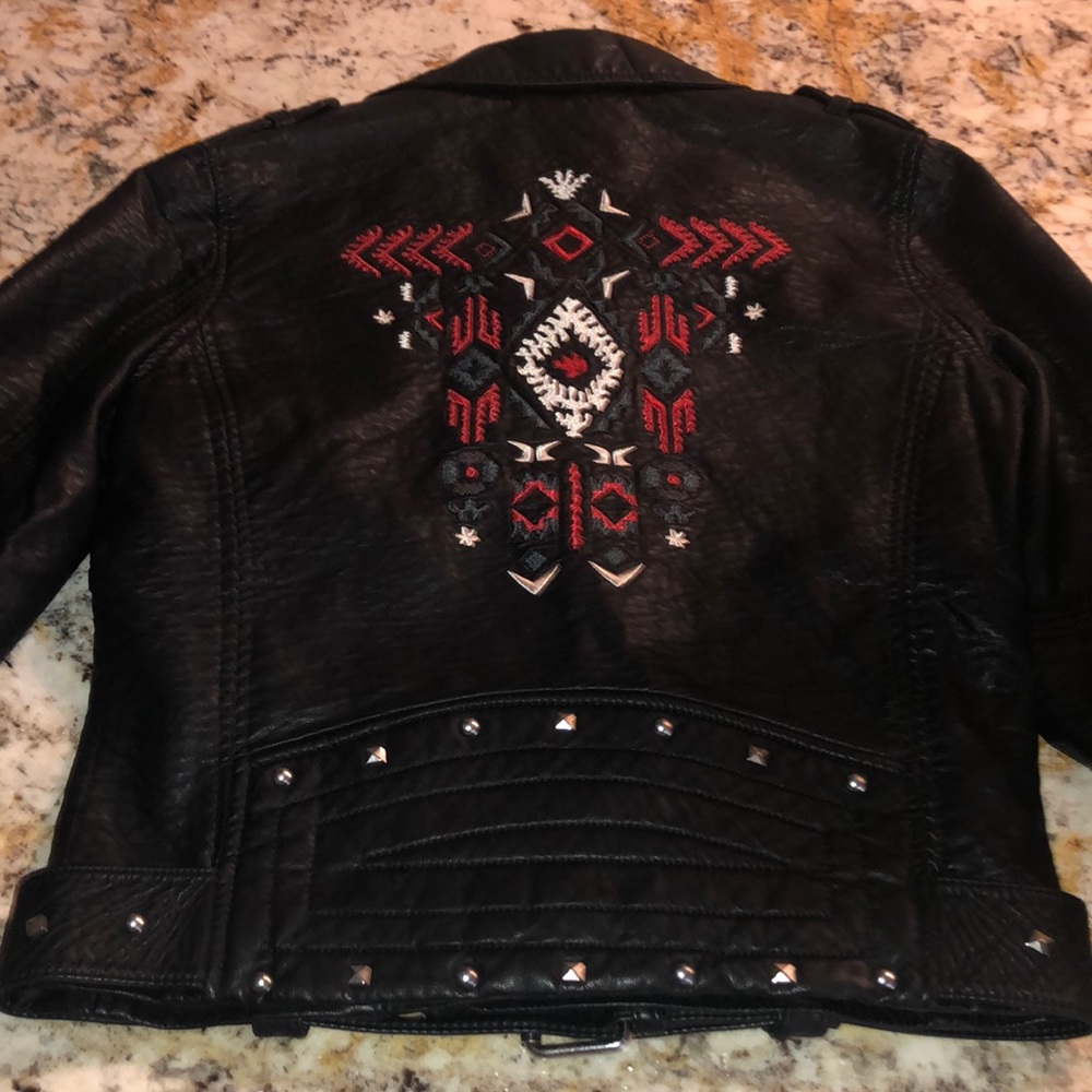 Leather Jacket!!! - Picture 5 of 8